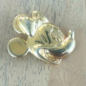 Disney Minnie Mouse Gold color Brooch pin 3D Rare